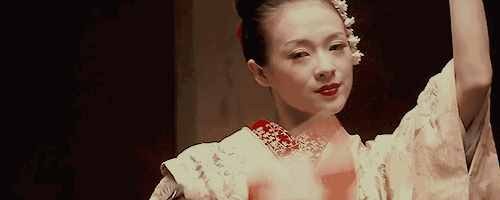 另一场“美国梦”：好莱坞里的东方美人，文化霸权下的欲望符号