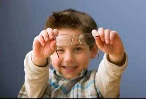 孩子怎么补钙最合适！这6道食谱比钙片更管用