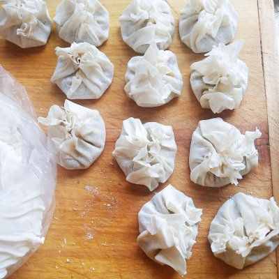 配着这盘内蒙特色美食——稍美，米饭可以吃三大碗