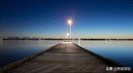 原创随笔散文《昨夜那一刻，我曾沉沦过》