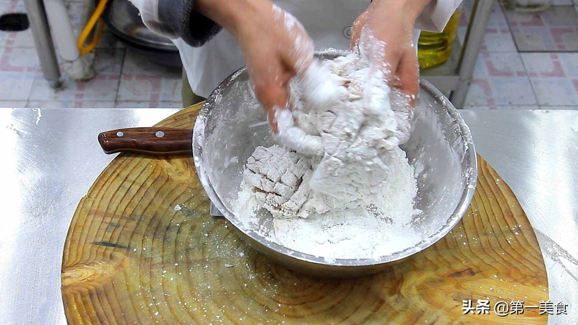 厨师长教你：松鼠鱼的正确做法，技巧非常简单，正宗舌尖上的美食