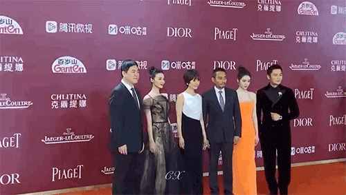 范冰冰走了红毯，刘亦菲正式营业，新人也在拼命冒头！｜谁最美