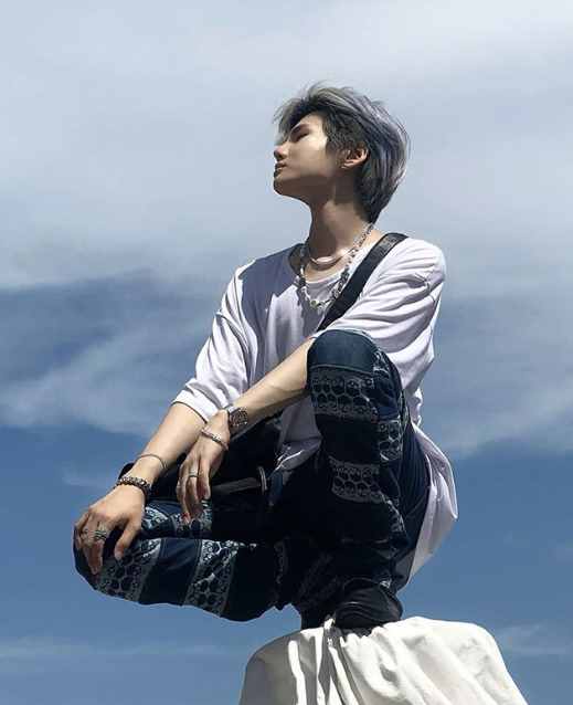 韩国男星晒整容前后对比，差距太大很惊人，被指最新照鼻尖像有坑