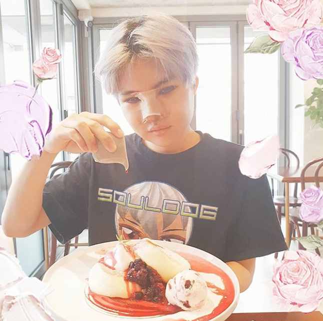 韩国男星晒整容前后对比，差距太大很惊人，被指最新照鼻尖像有坑