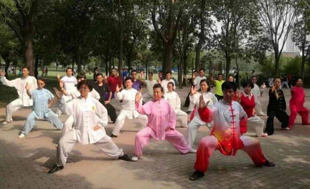 太极拳内功“千斤坠”形成与运用