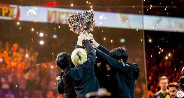 S9大事件回顾：FPX夺冠总决赛！SKT上演奇迹一穿四