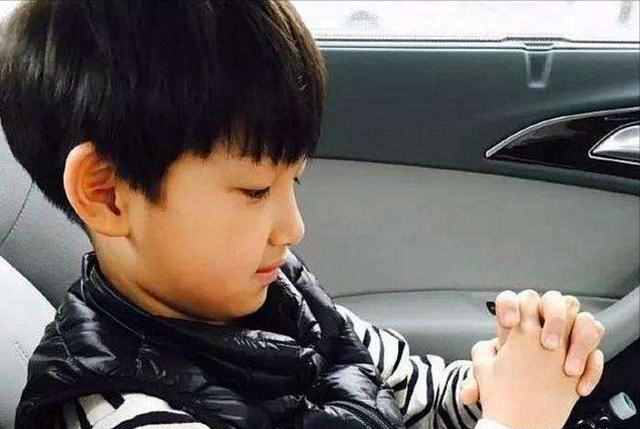 “美艳妖姬”白百合的心机上位史