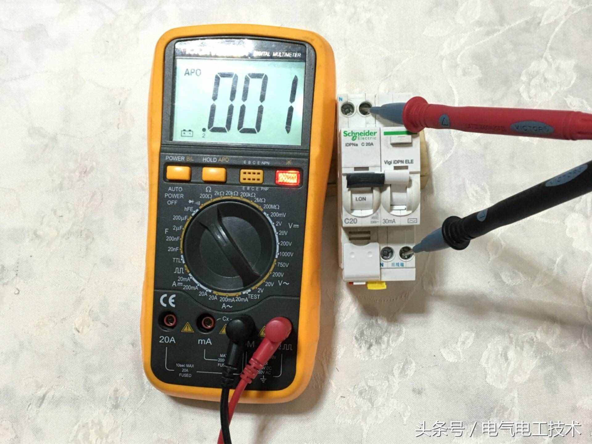 漏保该怎么接线？左零右火？左火右零？一文告诉你，学电工不迷惑