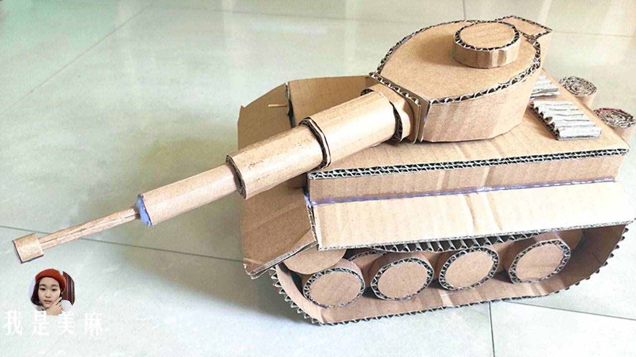 爸爸用废纸箱给儿子做了24个玩具，做法简单，一学就会，先收藏了