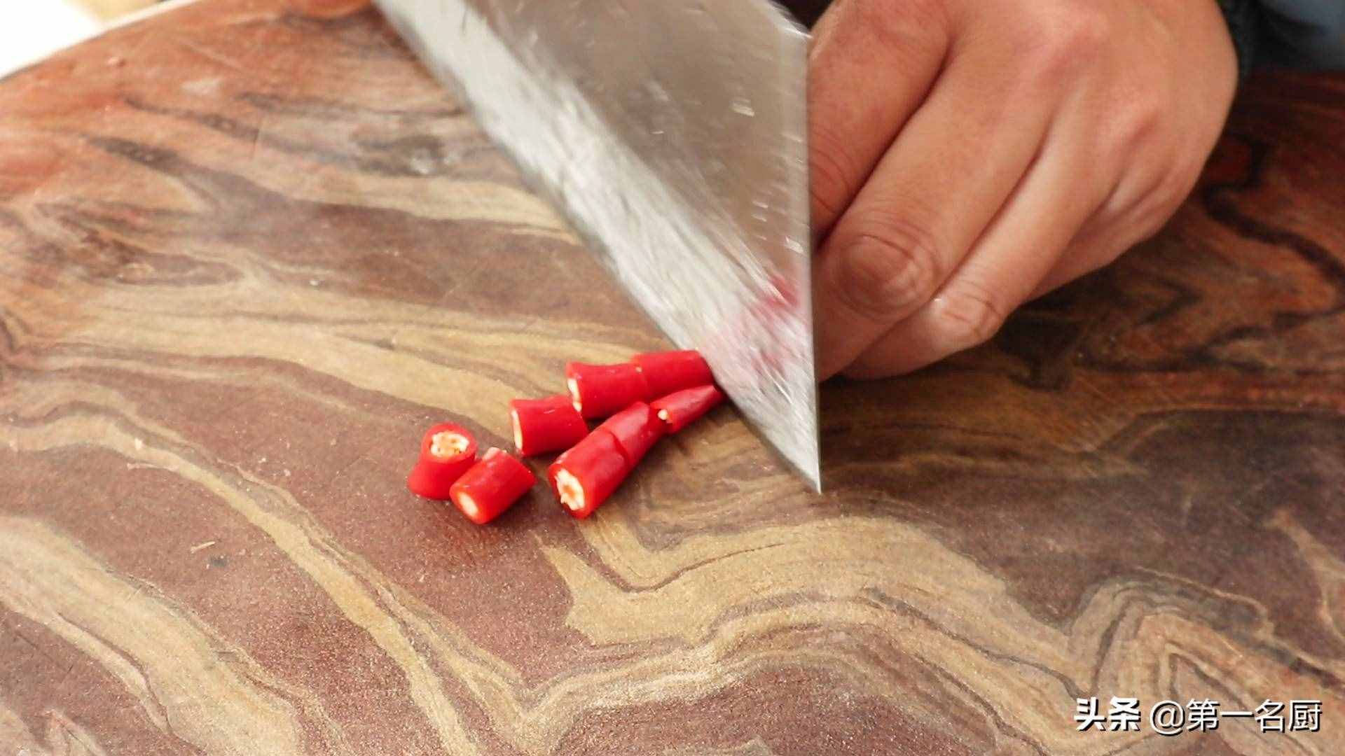 家常泡菜最好吃的做法，大磊1次做1盆，爽口开胃，腌一晚上就能吃