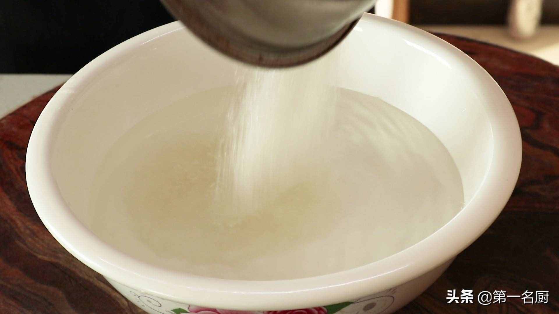 家常泡菜最好吃的做法，大磊1次做1盆，爽口开胃，腌一晚上就能吃