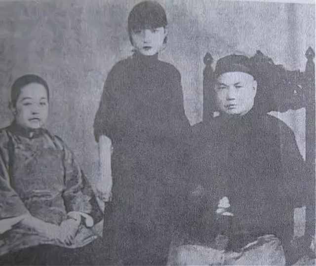 梨园冬皇孟小冬，人生三折戏曲两任伴侣，绝代风华也难逃悲欢离合