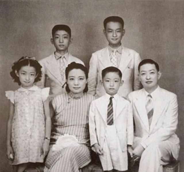 梨园冬皇孟小冬，人生三折戏曲两任伴侣，绝代风华也难逃悲欢离合