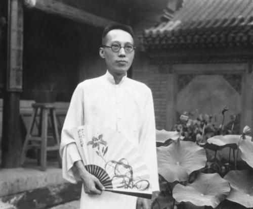 梨园冬皇孟小冬，人生三折戏曲两任伴侣，绝代风华也难逃悲欢离合