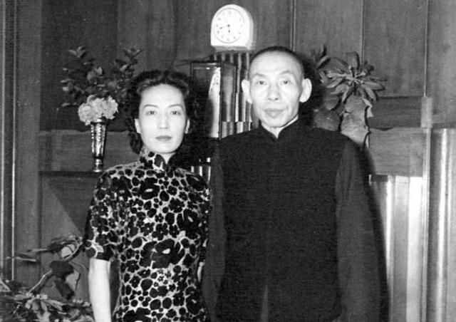 梨园冬皇孟小冬，人生三折戏曲两任伴侣，绝代风华也难逃悲欢离合