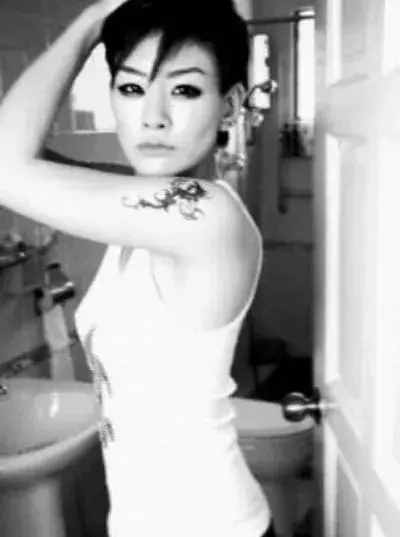 《天国的嫁衣》主演近况：男主升级当爸，女三号只演一部戏退圈