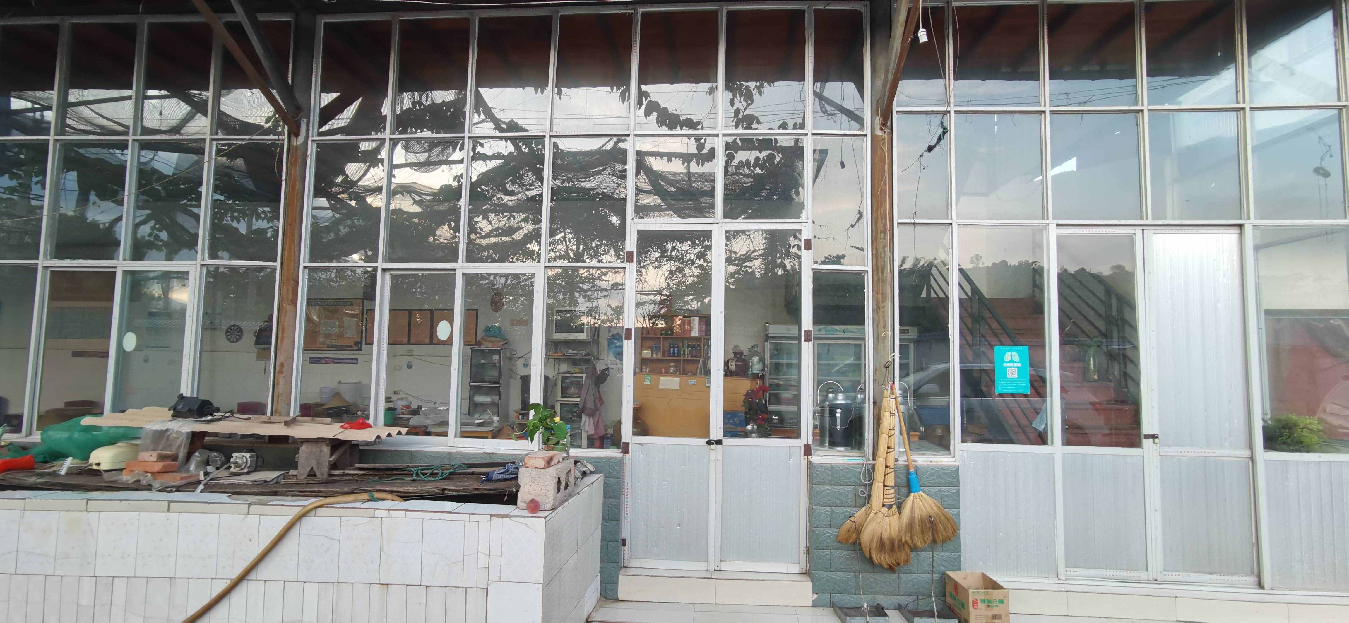 50元一天的抚仙湖岸边小客栈，15元一公斤的小活虾，体验农家野趣