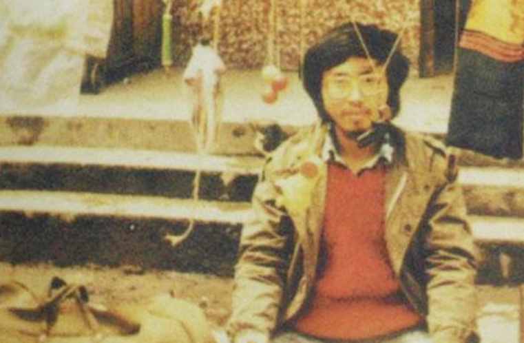 海子：面朝大海的少年，10岁上高中，15岁读北大，25岁卧轨自杀