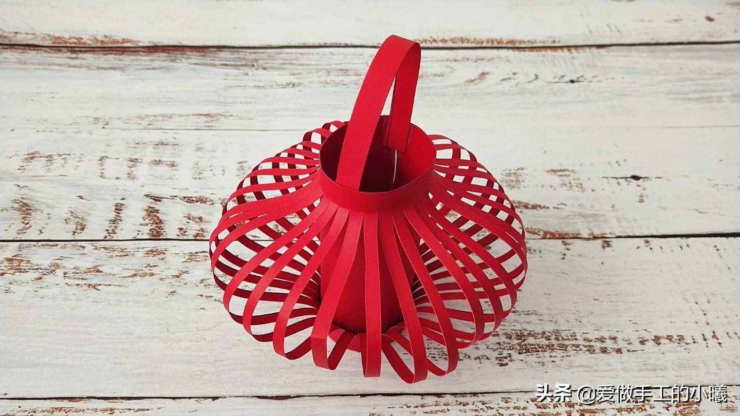 庆元宵，用彩纸做个喜庆的灯笼，简单易学装饰好看