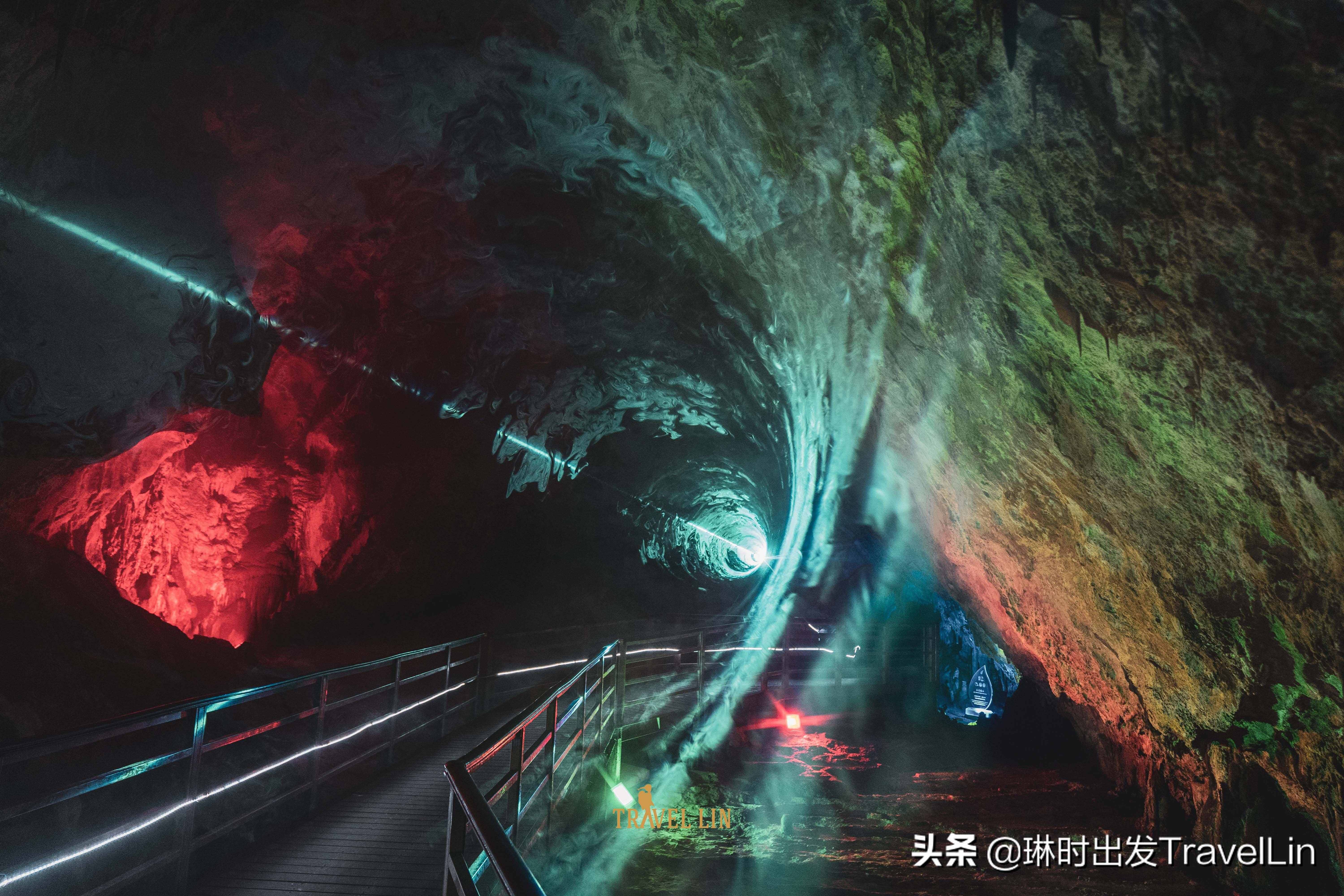 北京的地下明珠：石花洞国家地质公园