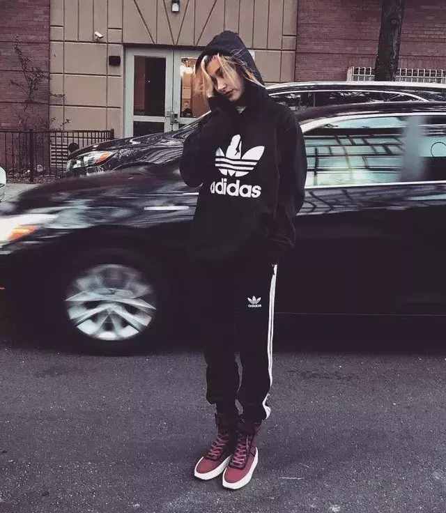 高帮鞋显腿短？涨姿势，原来要这么穿！