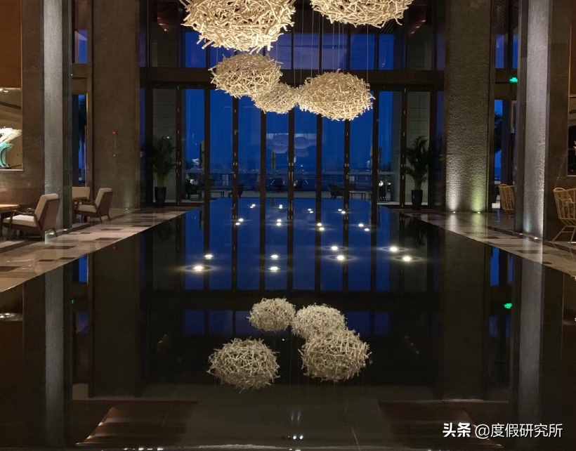 馋哭你的七个海滨胜地，顶级景色去了不想回，消费实在大家都能去