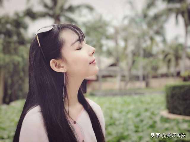 陕台美女主播郑玥：艺考省状元，优秀的女孩有一点儿强迫症