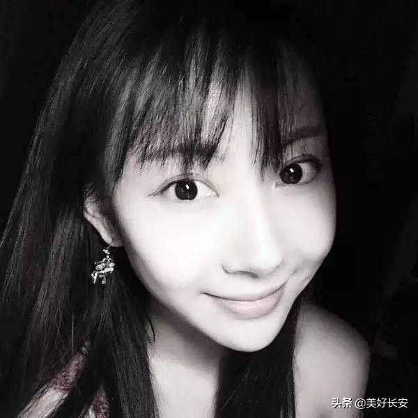 陕台美女主播郑玥：艺考省状元，优秀的女孩有一点儿强迫症