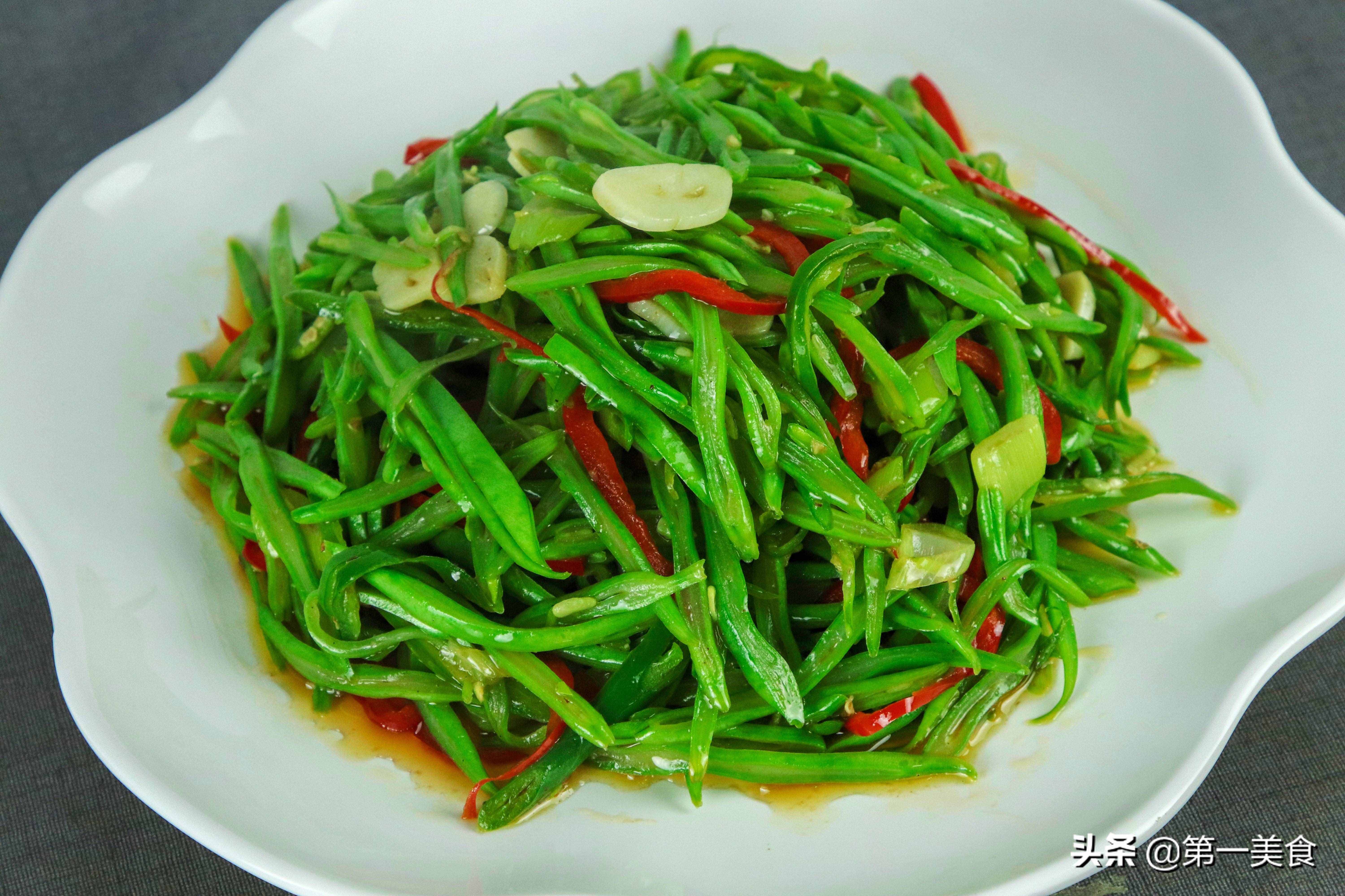 芸豆的简单家常做法,清脆不夹生香辣下饭,春天要多吃的素菜小炒