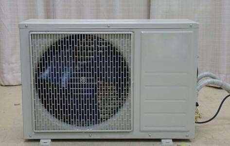 空调中流出来的是什么水？能拖地浇花吗？