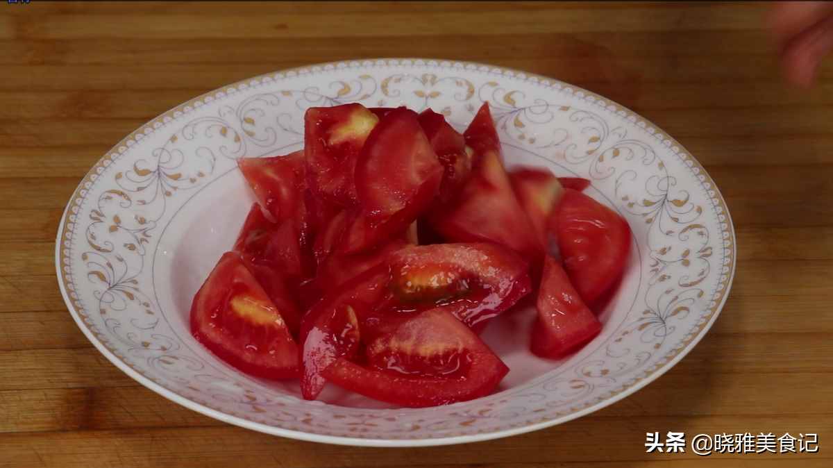 茄子这样做太好吃了，鲜香味美，汤汁都能拌饭，做法简单家常