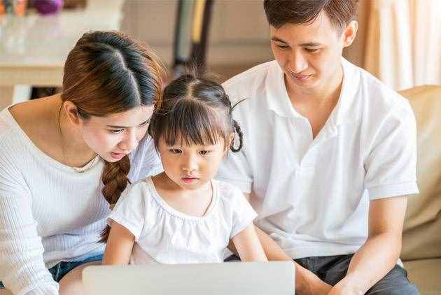 《放风筝的人》：孩子小时候的"阴霾"，会笼罩一生，破局靠引导