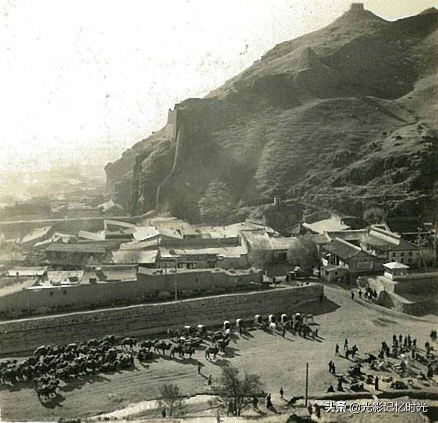 老照片：1939年张家口大境门“陆路商埠”的繁华