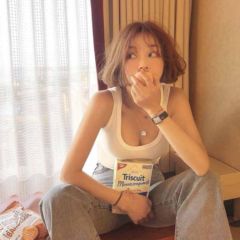 不知道怎么选泳衣?36款让你看个够