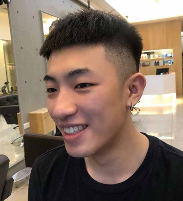 “两边铲光”发型还有4种剪法？这几款都很帅气，男生都该试试