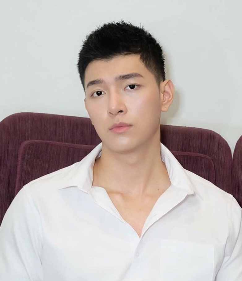 “两边铲光”发型还有4种剪法？这几款都很帅气，男生都该试试