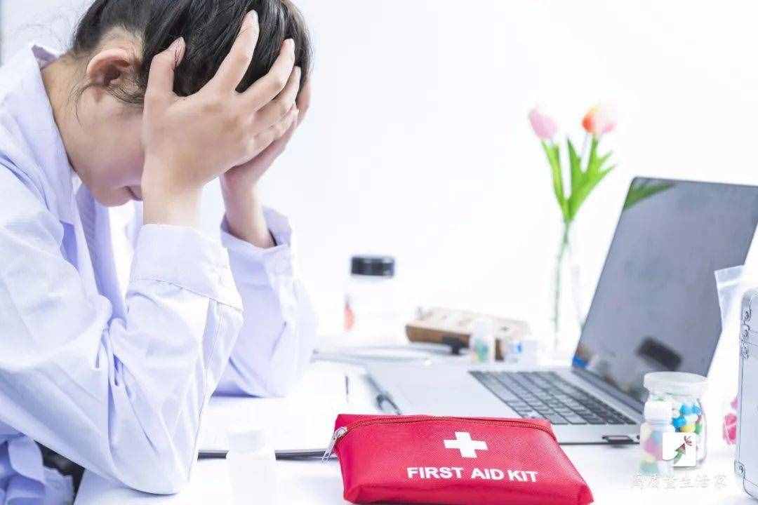 收藏!突发心梗如何急救?记住这“保命4法”,关键时刻能救命