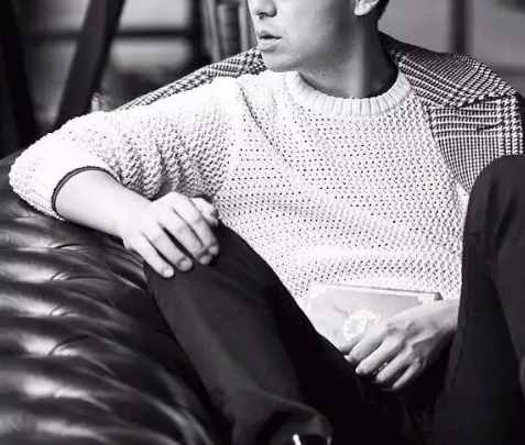 爱穿格子又怕土,男人怎么搭格子衫才能魅力四射?