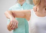 如何治疗肩周炎（肩周炎怎么治疗才有效果）