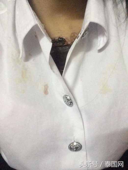 泰国女大学生洗纹身，结果变这样