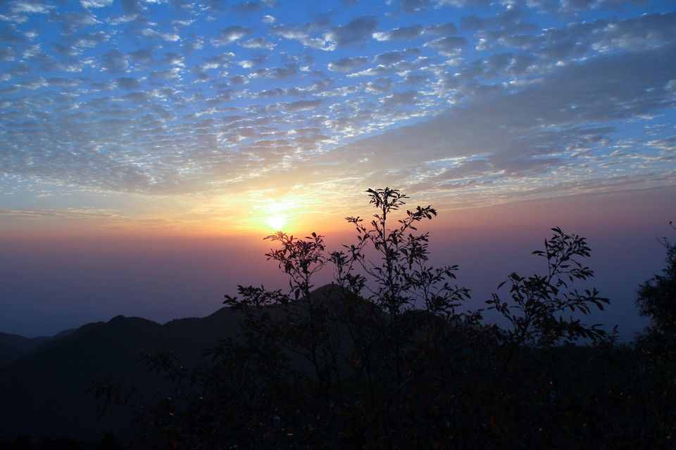 南岳衡山是五岳中唯一位于南方的山，也是唯一佛道共生的圣山