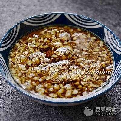 蒜蓉粉丝烤扇贝的做法