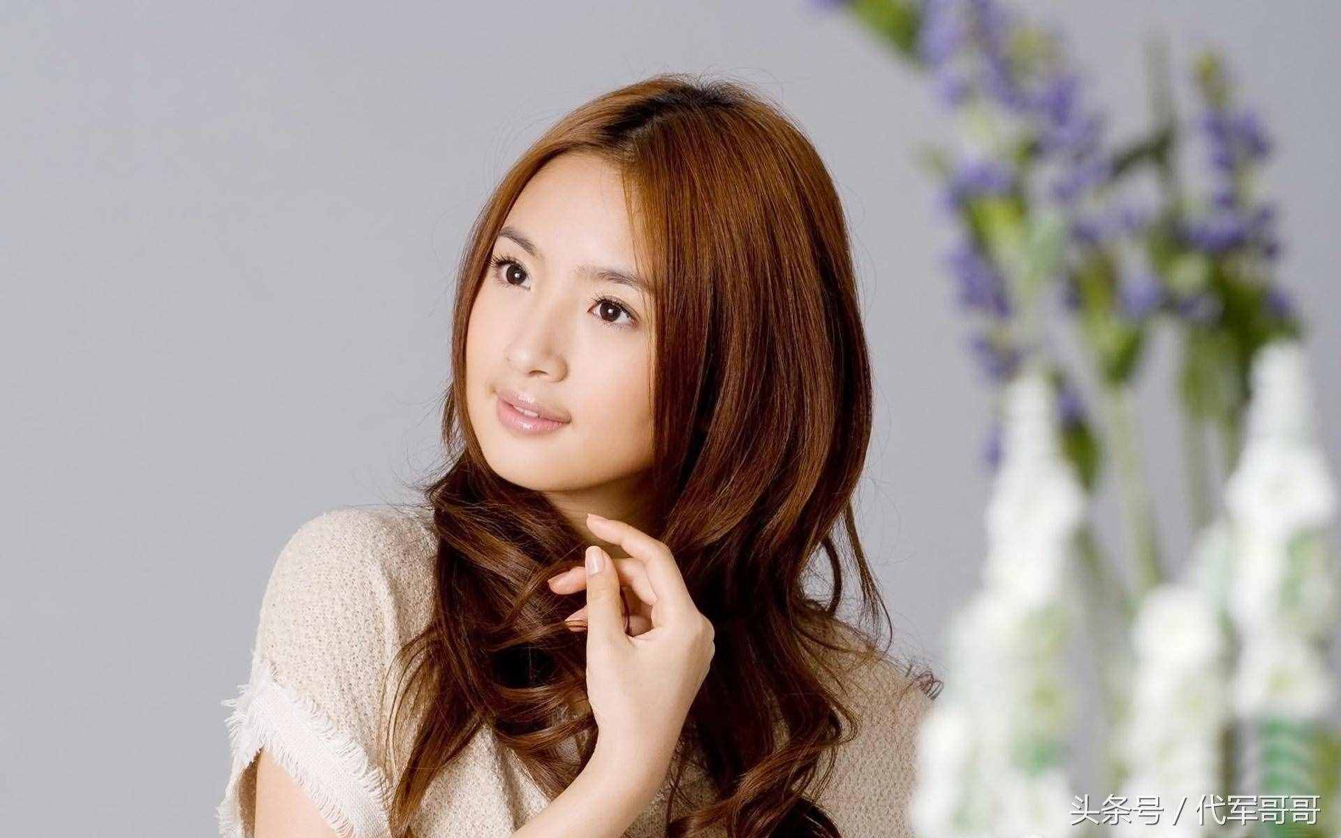 盘点娱乐圈十大厚嘴唇女星，看看谁最迷人？