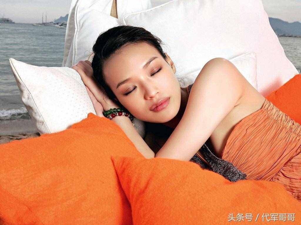 盘点娱乐圈十大厚嘴唇女星，看看谁最迷人？