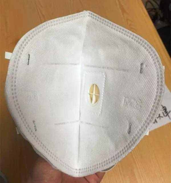 小编集体真人评测！市面常见9款PM5口罩哪个最好用？