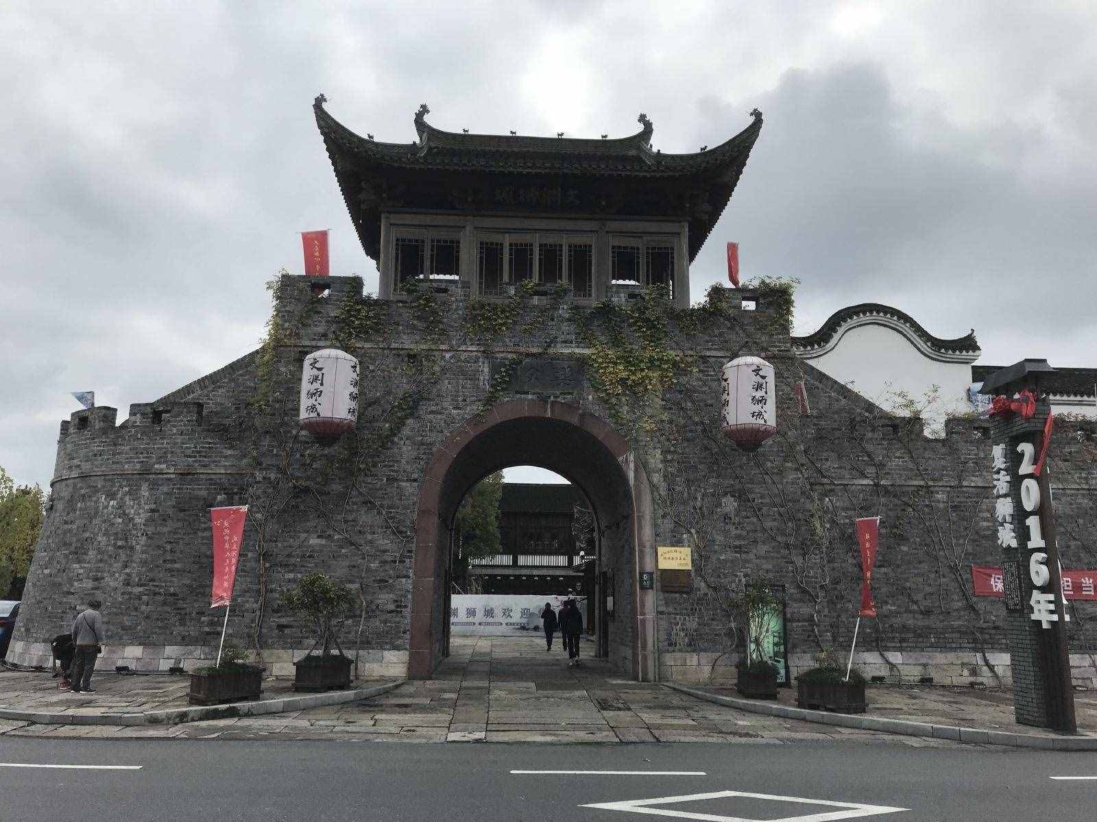 我国唯一保存完好的水下古城，竟是人为形成，被央视曝光而闻名