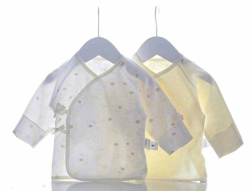 新生儿衣服怎么选？0-12个月宝宝衣服挑选指南，宝妈可收藏