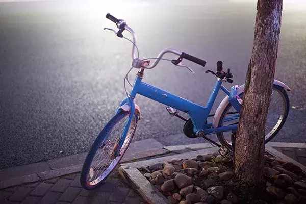 一年涌入60万辆！办公室人去楼空，共享单车接连倒闭！押金退了吗
