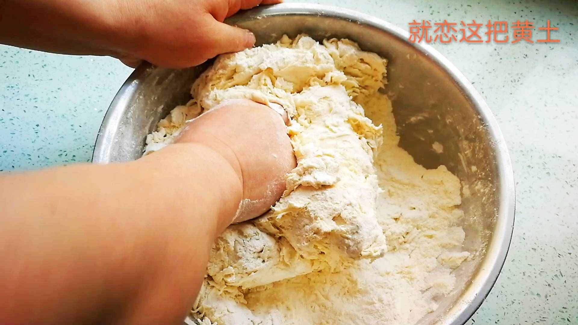 在家也能做刀削面！和面、削面毫无保留告诉你，一看就会，快收藏