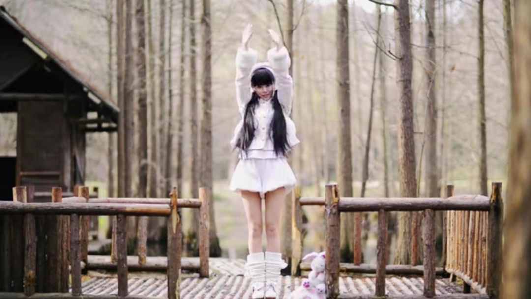 “Lolita”文化，已经撕到了抖音战场